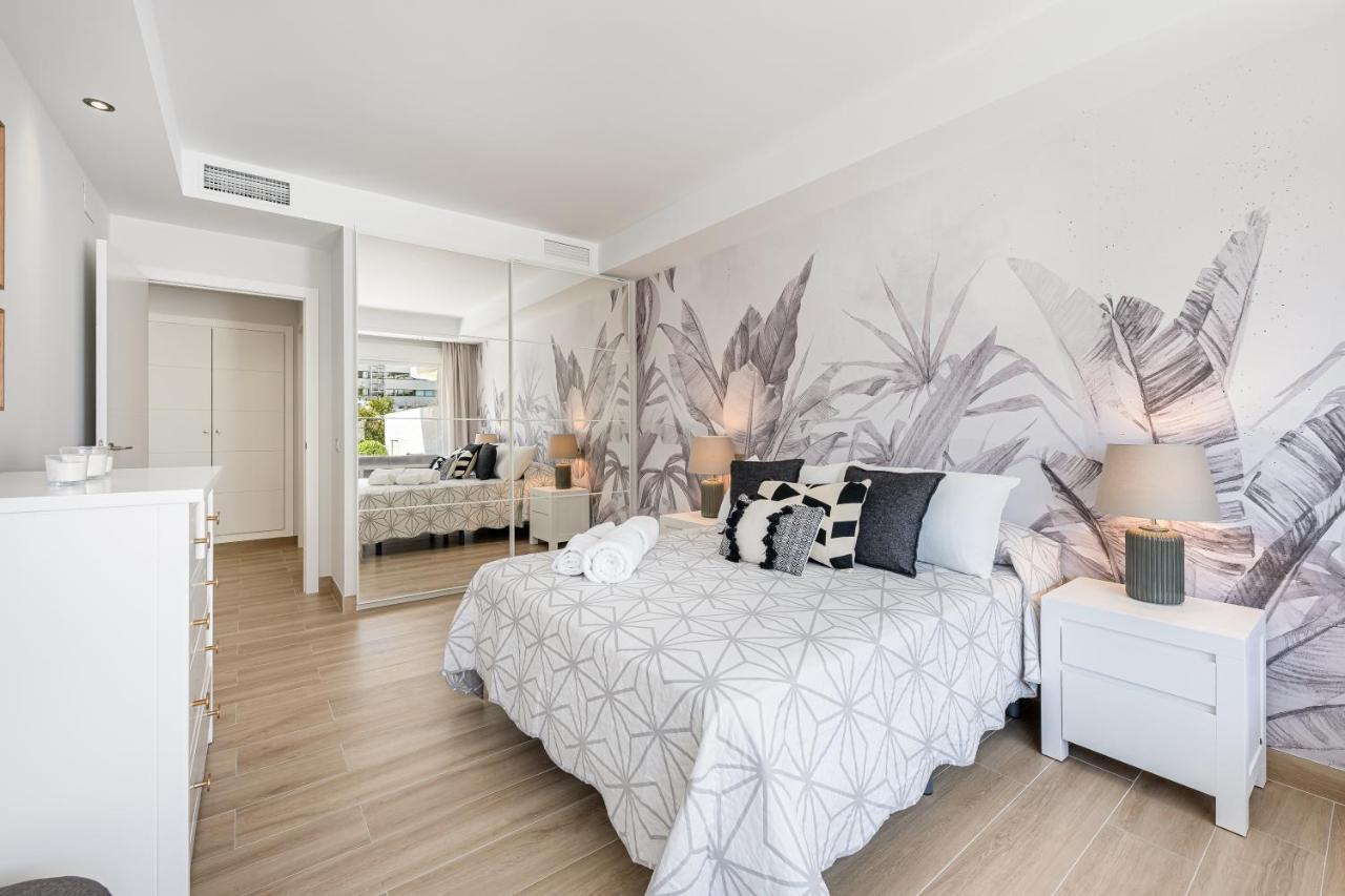 Brandnew Apartment By The Beach มาร์เบยา ภายนอก รูปภาพ